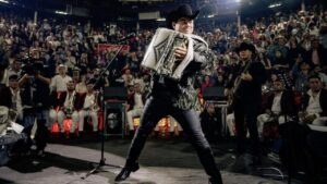 ¿Qué tanto sabes de Alfredo Olivas?