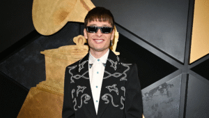 Peso Pluma, ganador de un Grammy por Mejor Disco