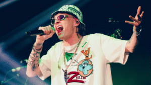 Peso Pluma: &ldquo;superh&eacute;roe&rdquo; de la m&uacute;sica regional mexicana