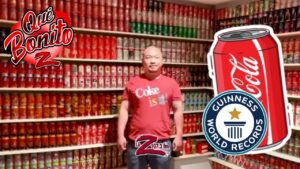 Fan de Coca-Cola junta 11.308 latas diferentes para r&eacute;cord