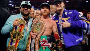Canelo &Aacute;lvarez confiesa porque sale acompa&ntilde;ado de artistas mexicanos en sus peleas.