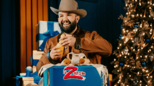 &iexcl;Car&iacute;n Le&oacute;n se luci&oacute; con los regalos de su posada!