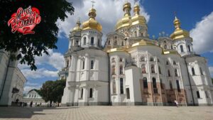 Iglesia paga deuda con oraciones y sorprende al tribunal