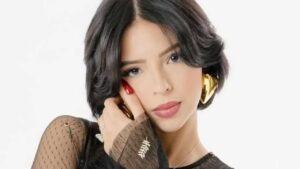 Ángela Aguilar niega usar esponjas: “De los cuerpos ajenos no se habla”