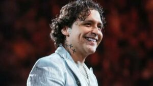 Christian Nodal comparte prop&oacute;sitos para 2026 &iquest;Incluy&oacute; a &Aacute;ngela Aguilar e Inti?