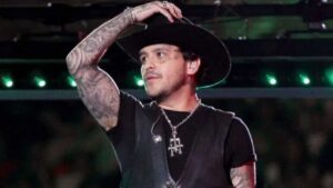 Christian Nodal celebra su cumplea&ntilde;os entre lujos y con la familia Aguilar, pero sin sus padres