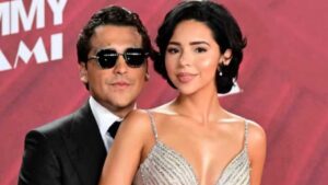 Christian Nodal sorprende a Ángela Aguilar con un regalo millonario