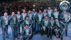 La Arrolladora Banda El Lim&oacute;n anuncia dolorosa p&eacute;rdida en pleno concierto