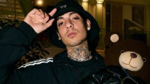 Natanael Cano presenta Tequila Non, su nueva marca de tequila premium