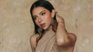 &iquest;Cansada de las humillaciones? &Aacute;ngela Aguilar usa la Biblia para defender su amor por Nodal