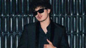 &iexcl;Gabito Ballesteros gasta m&aacute;s de 2 millones de pesos en ropa en Hermosillo!