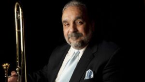 Hospitalizan de emergencia al famoso salsero Willie Col&oacute;n; piden oraciones por su salud