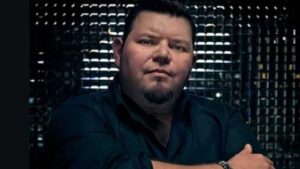 &Oacute;scar Iv&aacute;n Trevi&ntilde;o de Grupo Duelo reaparece irreconocible tras perder 72 kilos