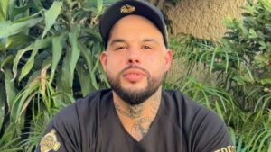 Emiliano Aguilar desata pol&eacute;mica tras llamar &ldquo;morras sin valores&rdquo; a cantantes de reguet&oacute;n y rap