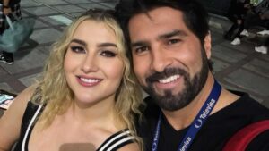 Arturo Carmona rompe el silencio y pide proteger a su hija Melenie del esc&aacute;ndalo