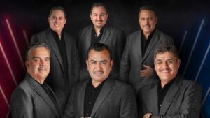 Conjunto Primavera sufre aparatoso accidente en carretera del Estado de M&eacute;xico