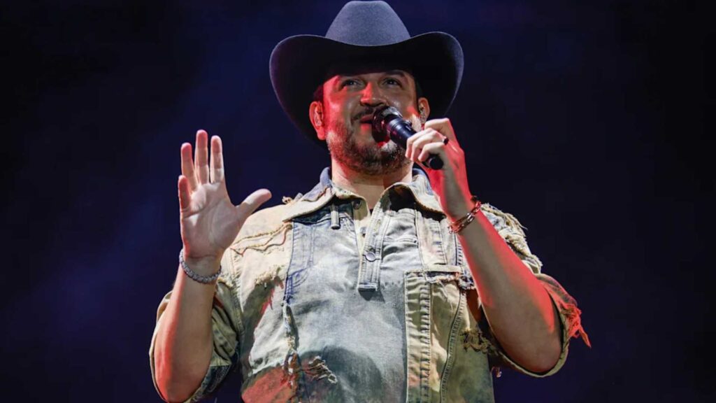 Edén Muñoz agota la Plaza de Toros La México y suma una segunda noche que nadie esperaba