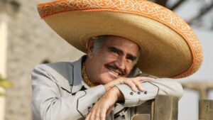 Vicente Fernández revive con nuevos duetos y revelan que dejó canciones inéditas para varias generaciones