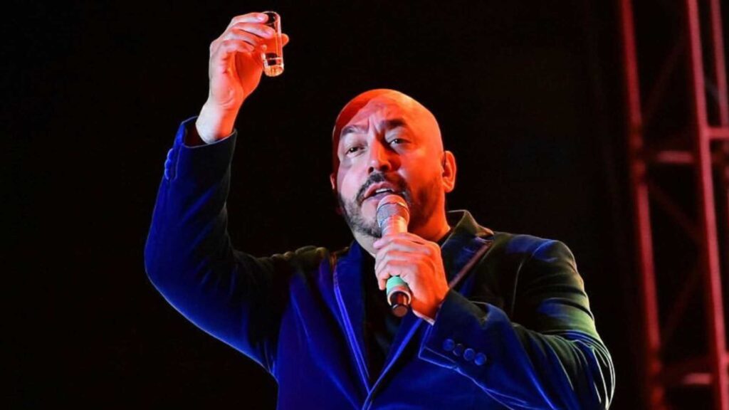 Lupillo Rivera va contra los creadores del video falso que lo vincula a &Aacute;ngela Aguilar
