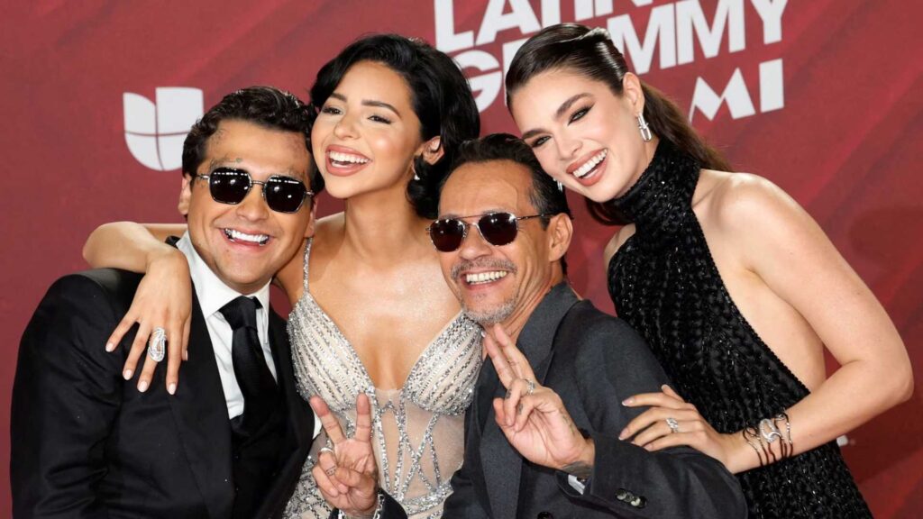 Christian Nodal encuentra en Marc Anthony el consejo que le da calma en sus peores momentos