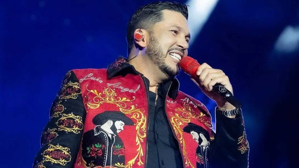 Luis &Aacute;ngel "El Flaco" va por la noche m&aacute;s grande de su carrera en la Plaza de Toros La M&eacute;xico