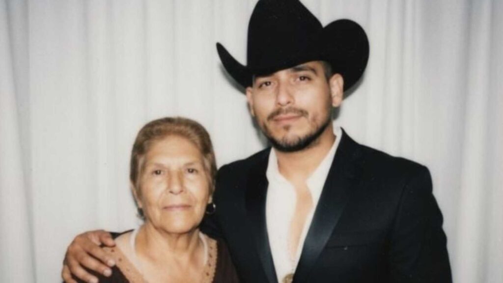 El secreto mejor guardado de Espinoza Paz es una canci&oacute;n que pocos conocen pero muchos lloran