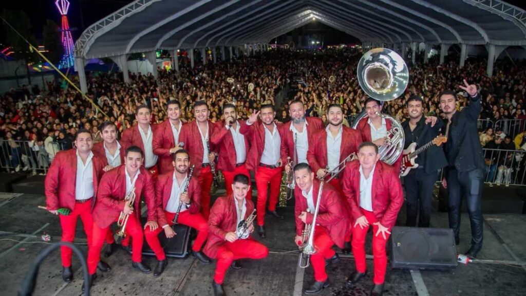 La Original Banda El Limón hace historia en el Senado y recibe un reconocimiento por más de 60 años de trayectoria