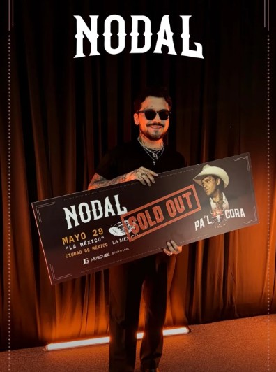 Christian Nodal quiso presumir su éxito en CDMX y terminó enfrentando las críticas del público