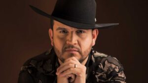 Edén Muñoz conquista Billboard con “Mi Yo de Antes” y confirma el lanzamiento de su esperado álbum 8847