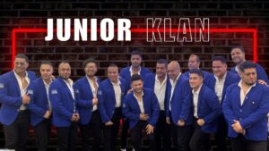 #EntrevistaZ ✨ Junior Klan comparte las historias que pocos conocen detrás de sus 50 años de carrera