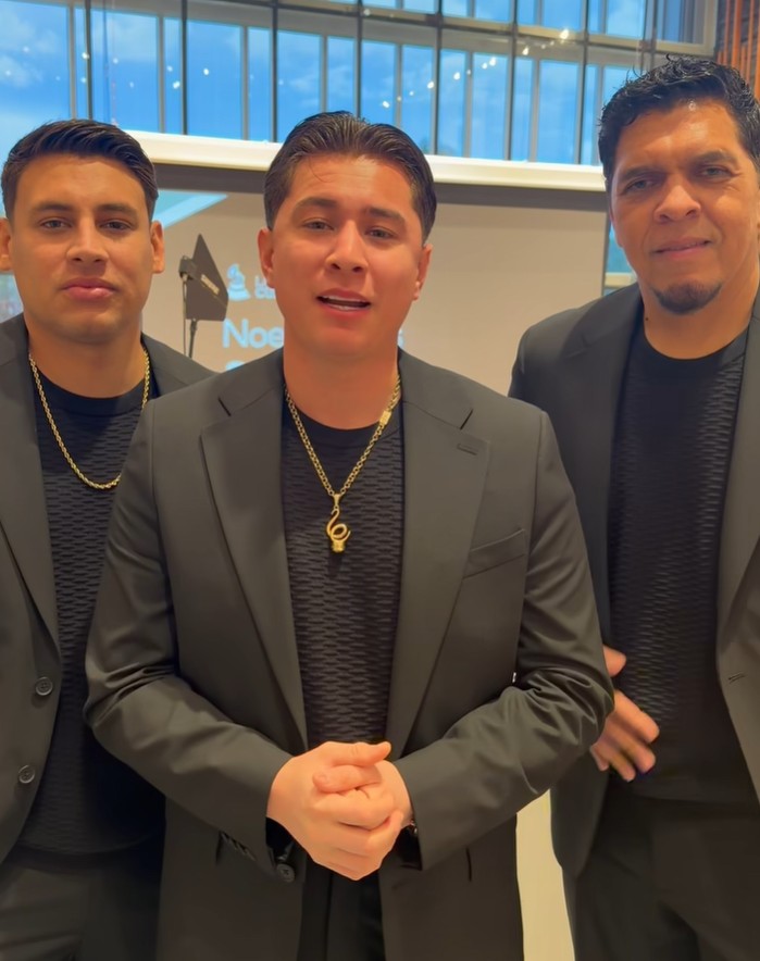 Banda Los Recoditos impulsa el talento de una joven compositora con beca de 12 mil 500 dólares