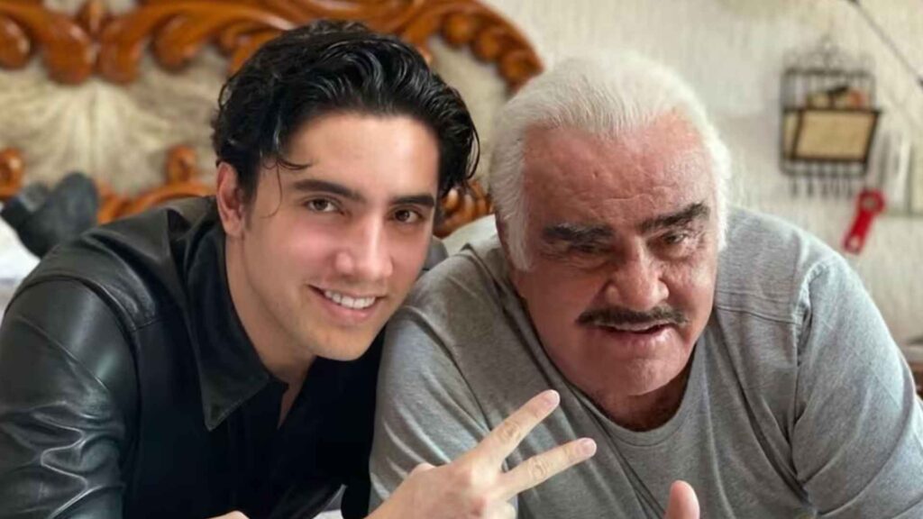 ¿Por qué Alex Fernández no aparece en el homenaje a Vicente Fernández? Él responde