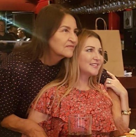 Alicia Villarreal enfrenta momentos de angustia por la salud de su madre