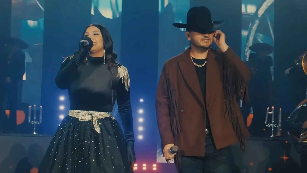 Edén Muñoz arma una noche de lujo en La México con Yuridia y Emmanuel