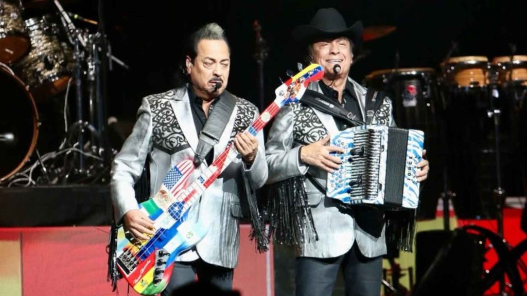 Los Tigres del Norte conquistan Washington con un histórico concierto acústico para la historia