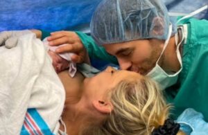 ¡Ya nació la bebé de Enrique Iglesias y Anna Kournikova!
