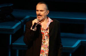 Con su testimonio, Toño Mauri intenta convencer a Miguel Bosé para que se vacune