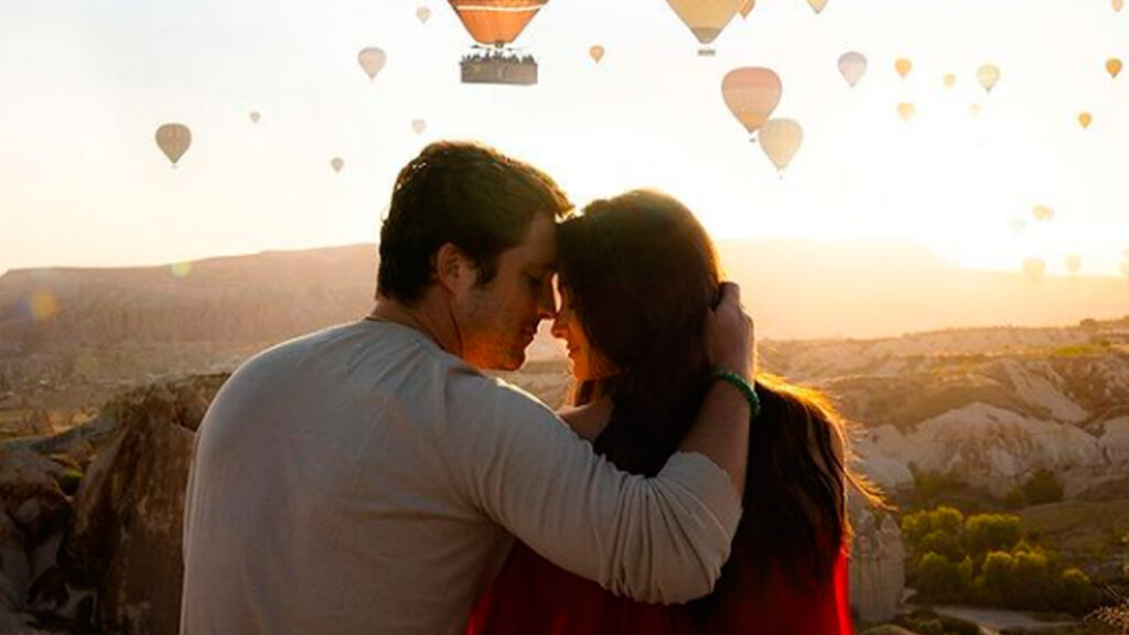 Diego Boneta y Renata Notni ya no ocultan su relaci&oacute;n