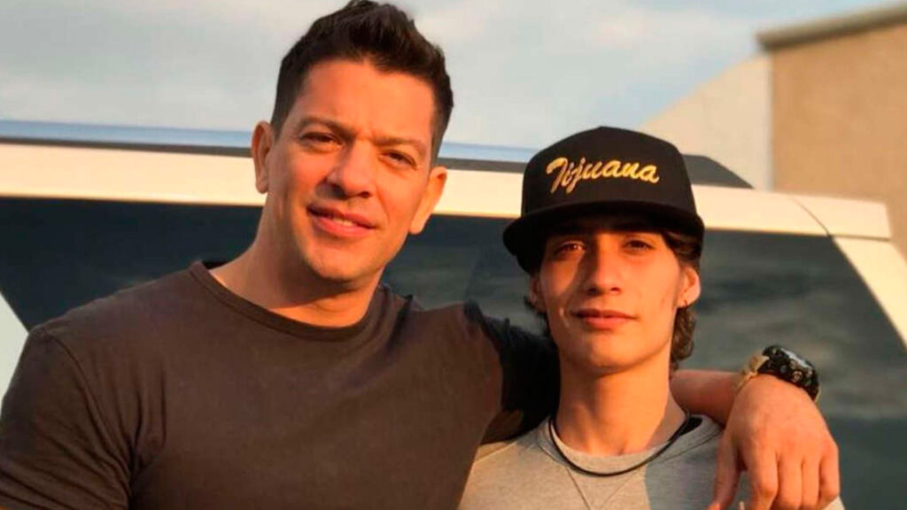 Yahir "vive una pesadilla" tras reca&iacute;da de su hijo en las adicciones