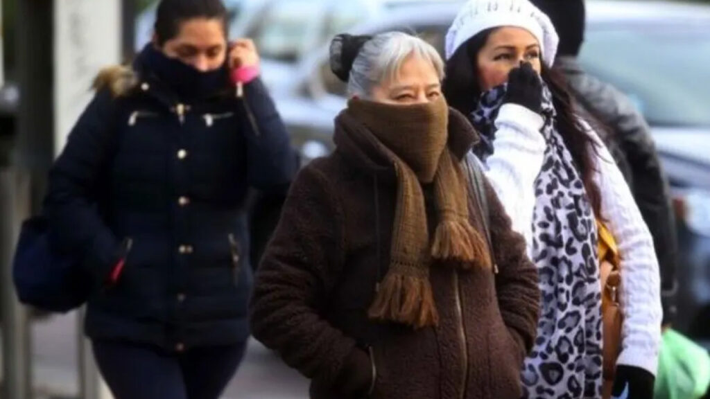&iexcl;Qu&eacute; fr&iacute;o! Continuar&aacute;n las bajas temperaturas y lluvia en la CDMX