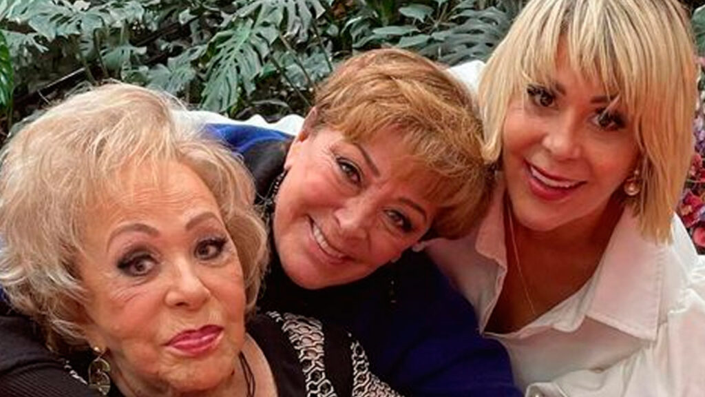 Alejandra Guzm&aacute;n "se la record&oacute;" a Adela Micha tras comentario sobre Silvia Pinal