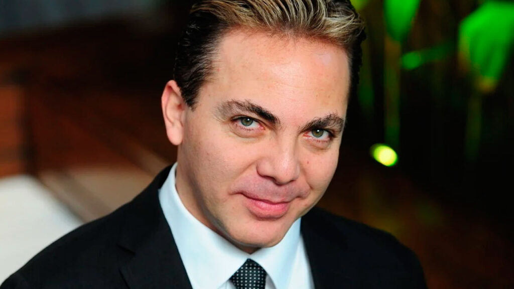 Cristian Castro sue&ntilde;a con cantar junto a Luis Miguel y Ed&eacute;n Mu&ntilde;oz entrar&iacute;a al proyecto.