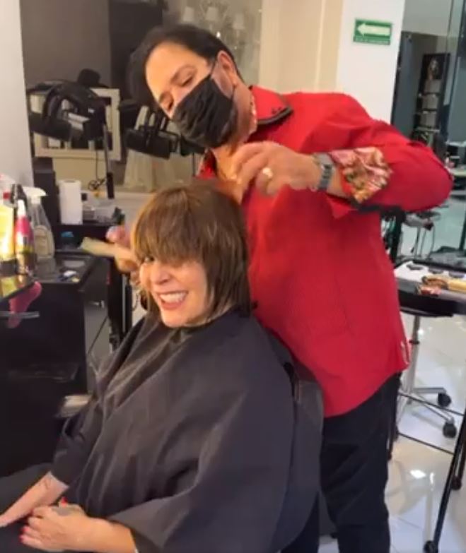 Alejandra Guzm&aacute;n sorprende a todos con nuevo look