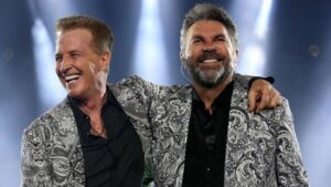 Así fue el emotivo show de Emmanuel y Mijares anoche
