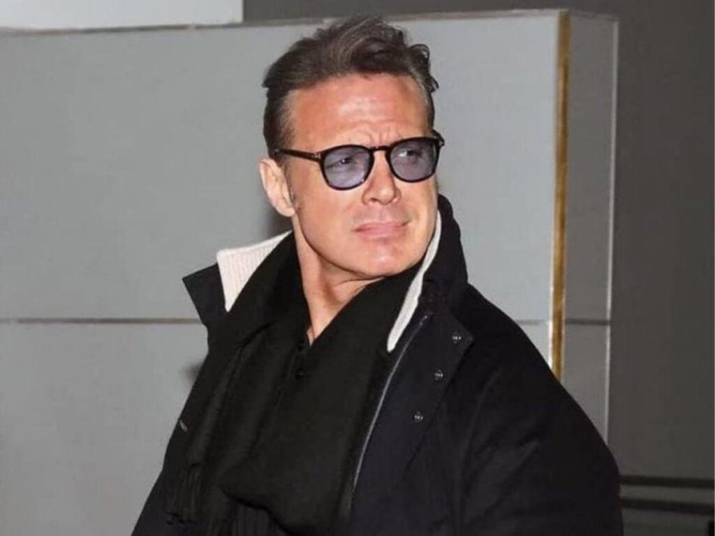 El pasado lunes 26 de junio, Luis Miguel apareci&oacute; en una fotograf&iacute;a junto a la estrella de la F&oacute;rmula 1, "Checo P&eacute;rez".