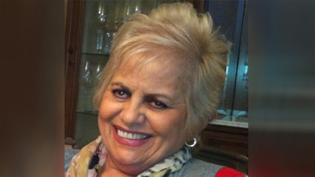 La noticia del fallecimiento de Tina Galindo, reconocida y venerada productora de teatro en México, ha conmocionado a la comunidad artística y al público en general.