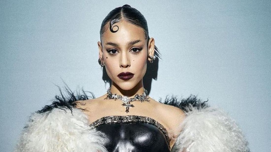 La talentosa cantante mexicana, Danna Paola, finalmente ha dejado entrever detalles sobre su tan esperado s&eacute;ptimo &aacute;lbum de estudio. 