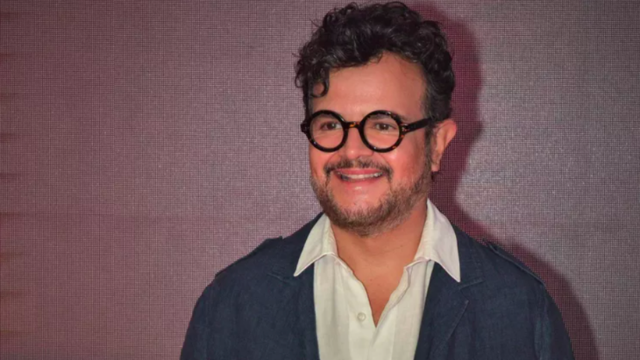 Aleks Syntek ha generado gran controversia en las redes sociales al expresar su desaprobaci&oacute;n hacia las letras en la m&uacute;sica banda. 