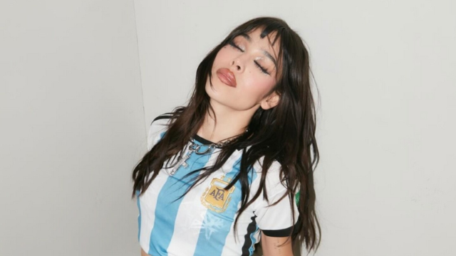 La cantante Danna ha vuelto a ser el centro de atenci&oacute;n y controversia tras publicar una fotograf&iacute;a en su cuenta de Instagram. 