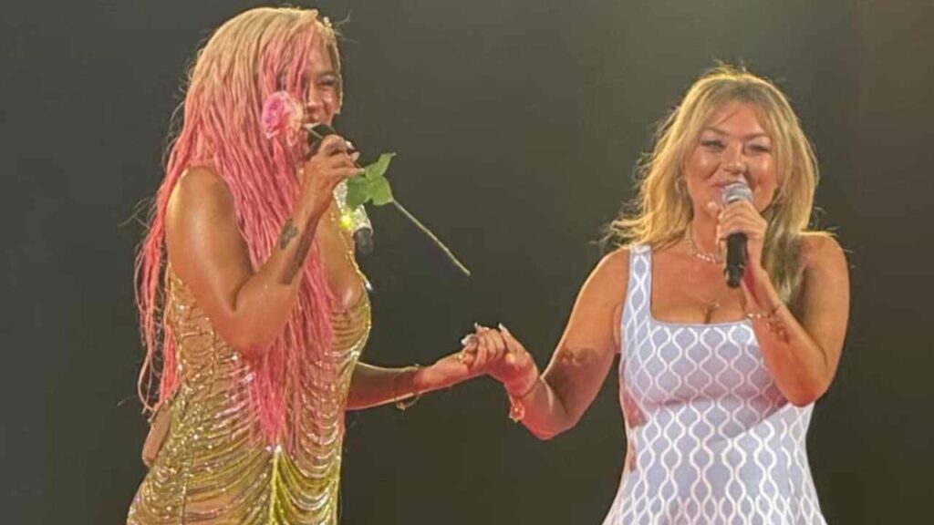 &iexcl;Amaia Montero triunfa en su regreso a los escenarios junto a Karol G!